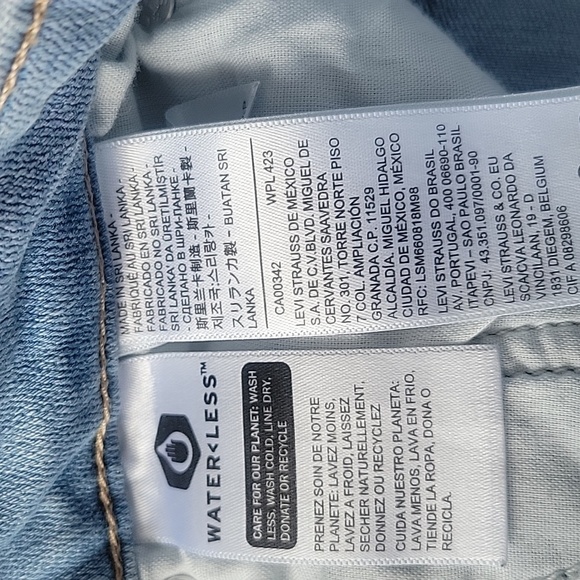 Levis 721 High Rise Light Wash Skinny Jean Size 27 - Picture 6 of 10